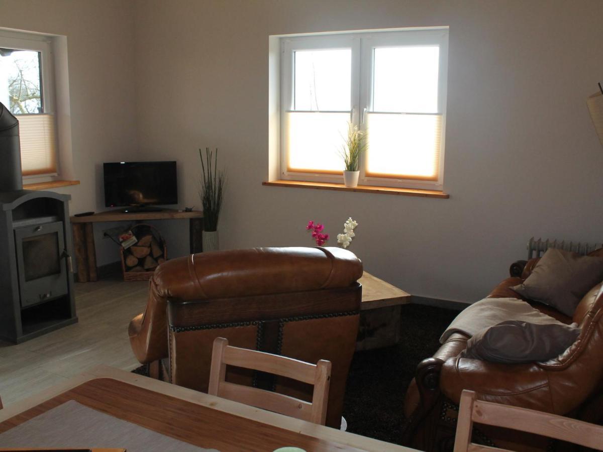 Comfy Farmhouse In Brusow With Garden Kropelin Exterior photo